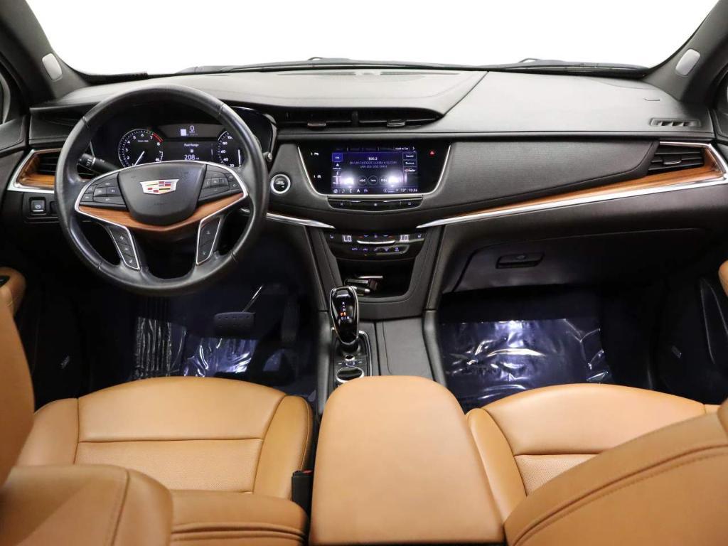 used 2021 Cadillac XT5 car, priced at $33,995