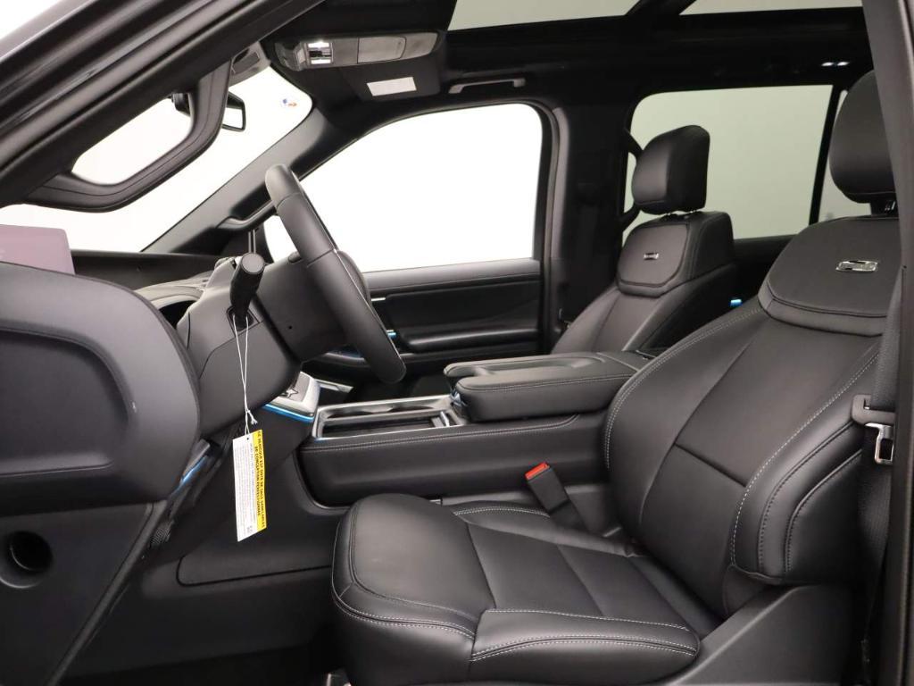 new 2025 Ford Expedition car, priced at $83,960