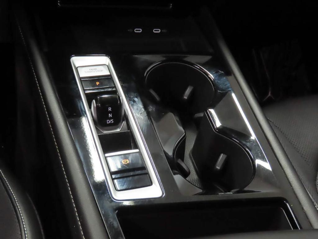 used 2024 Volkswagen Atlas car, priced at $31,940