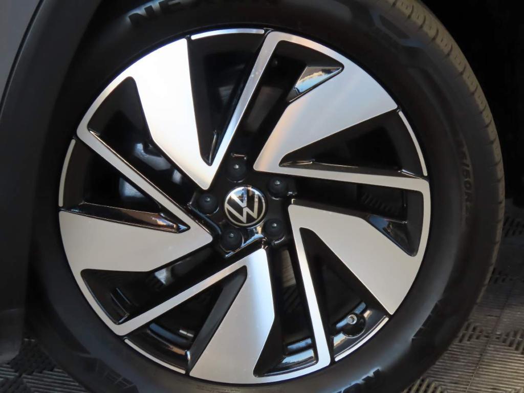 used 2024 Volkswagen Atlas car, priced at $31,940