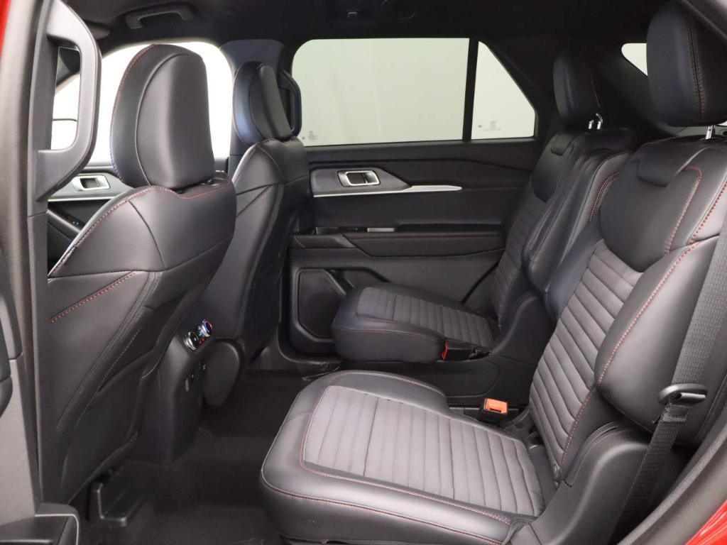 new 2025 Ford Explorer car, priced at $46,895