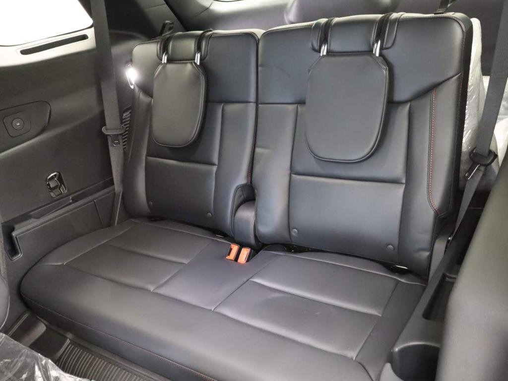 new 2025 Ford Explorer car, priced at $50,600