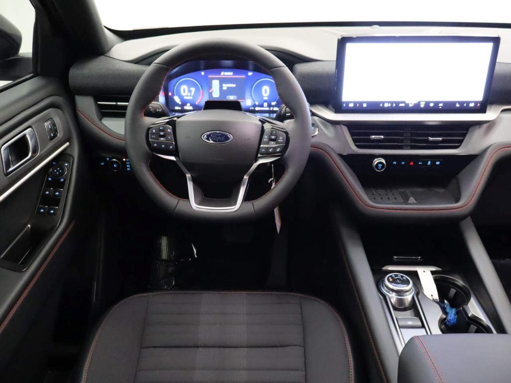 new 2025 Ford Explorer car, priced at $47,400