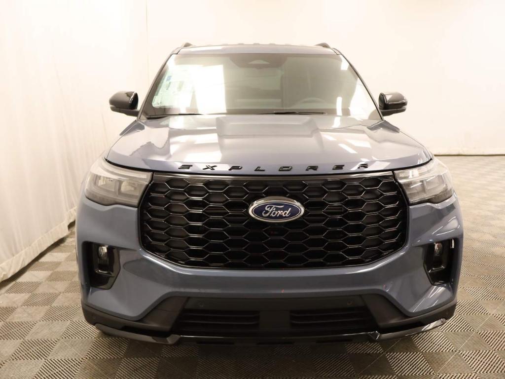new 2025 Ford Explorer car, priced at $47,400