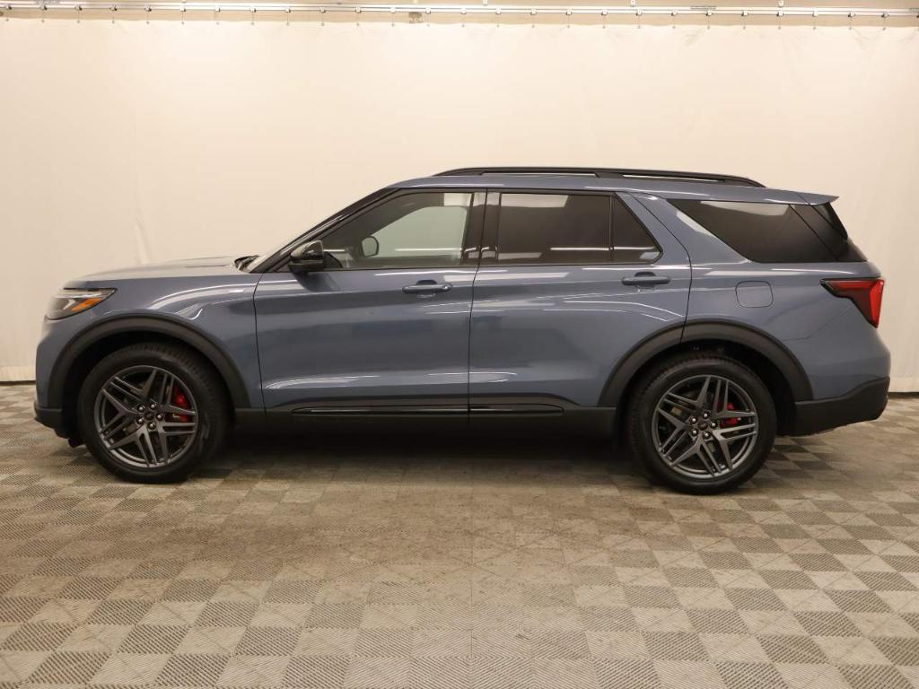 new 2025 Ford Explorer car, priced at $47,400