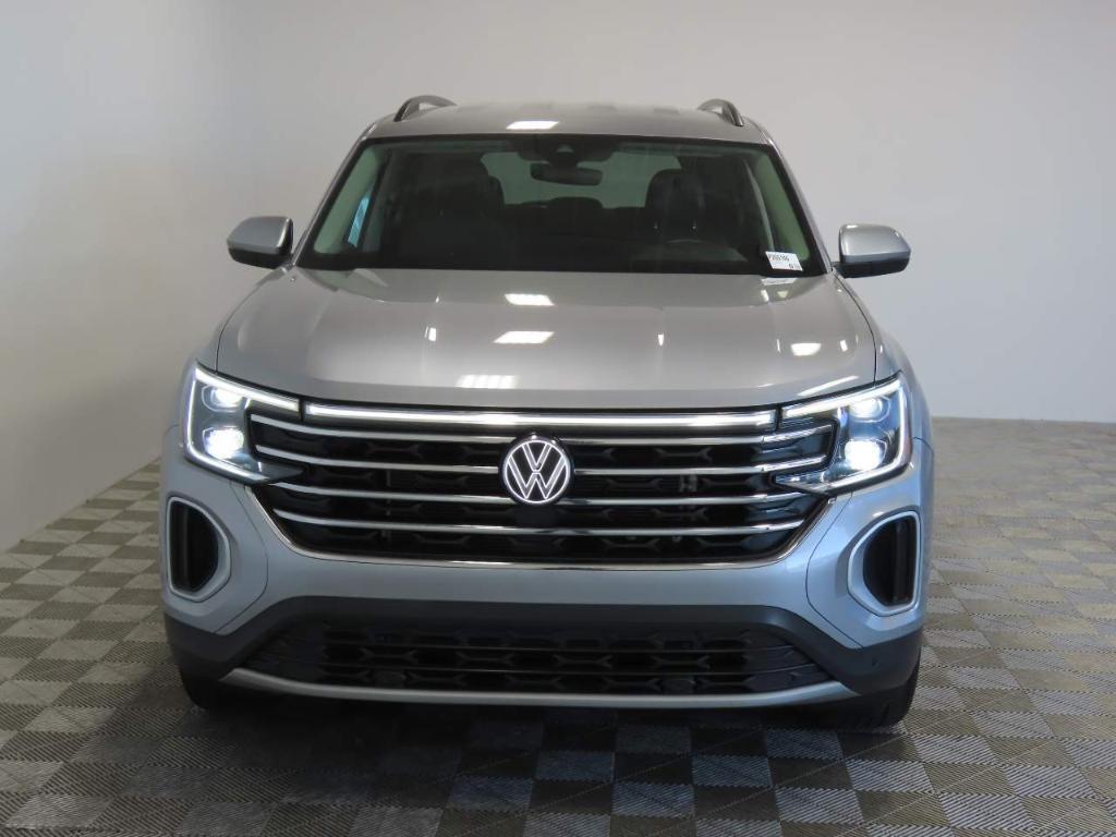 used 2024 Volkswagen Atlas car, priced at $30,243