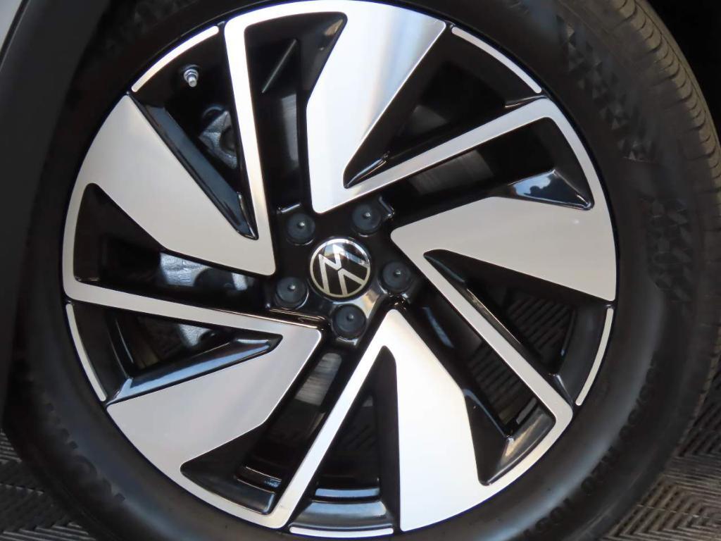 used 2024 Volkswagen Atlas car, priced at $30,243