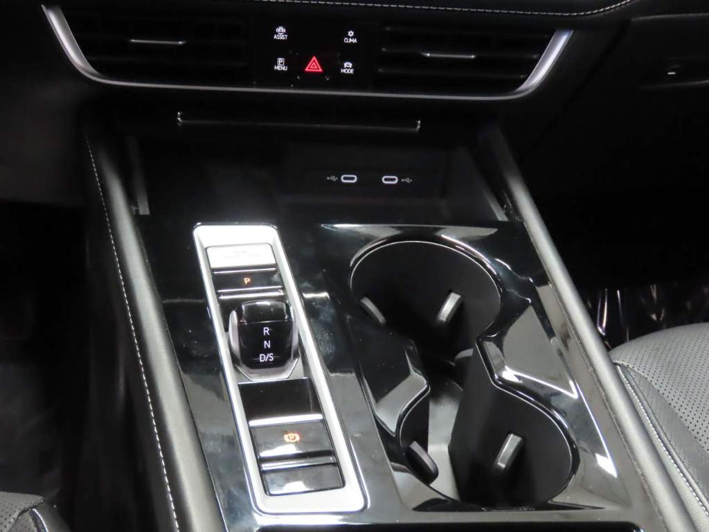 used 2024 Volkswagen Atlas car, priced at $30,243