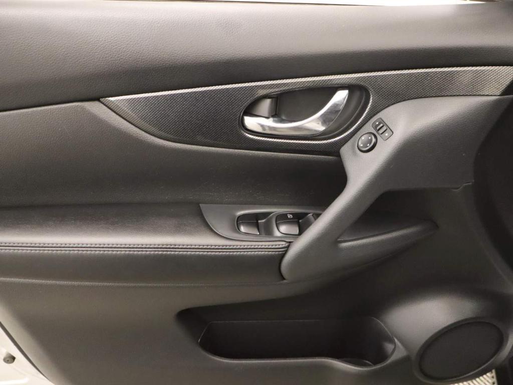 used 2016 Nissan Rogue car, priced at $7,995