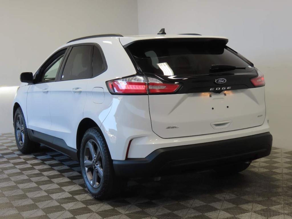 used 2024 Ford Edge car, priced at $26,150
