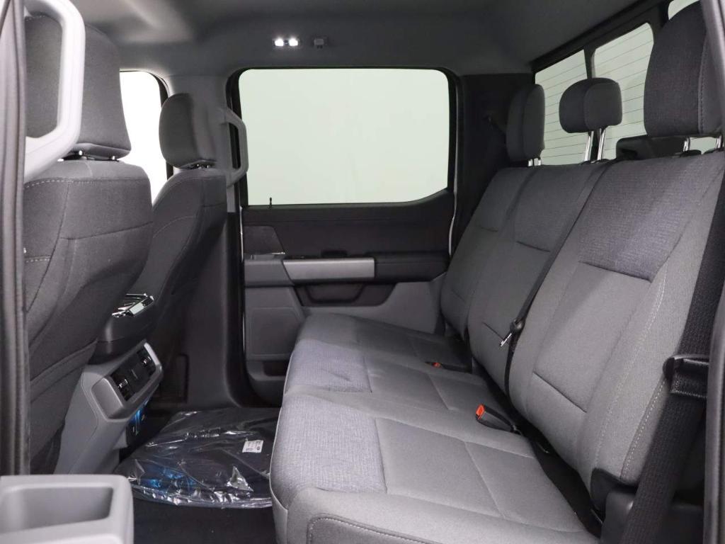 new 2024 Ford F-150 car, priced at $50,672