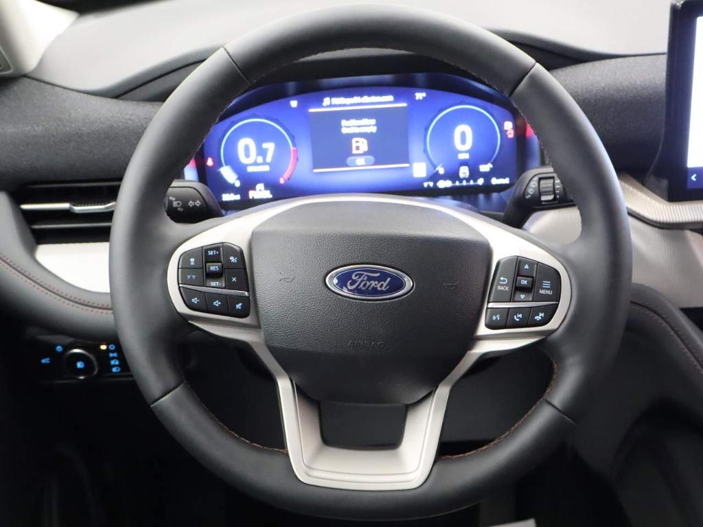 new 2025 Ford Explorer car, priced at $45,085