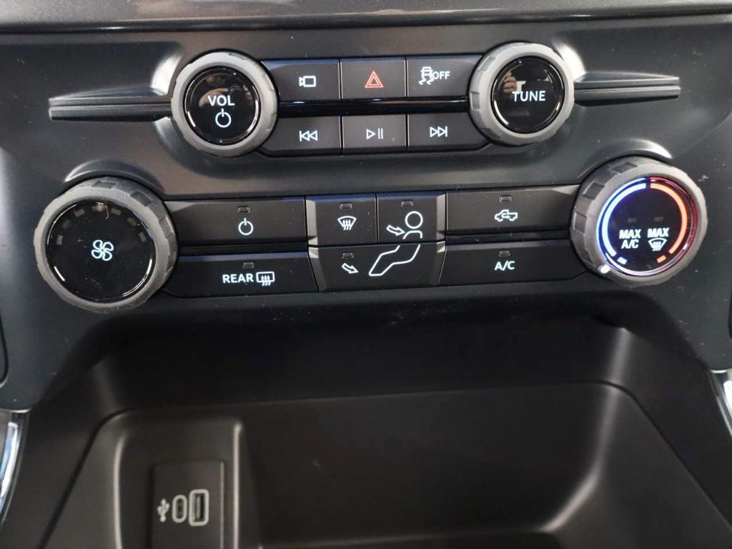 new 2025 Ford F-150 car, priced at $45,757
