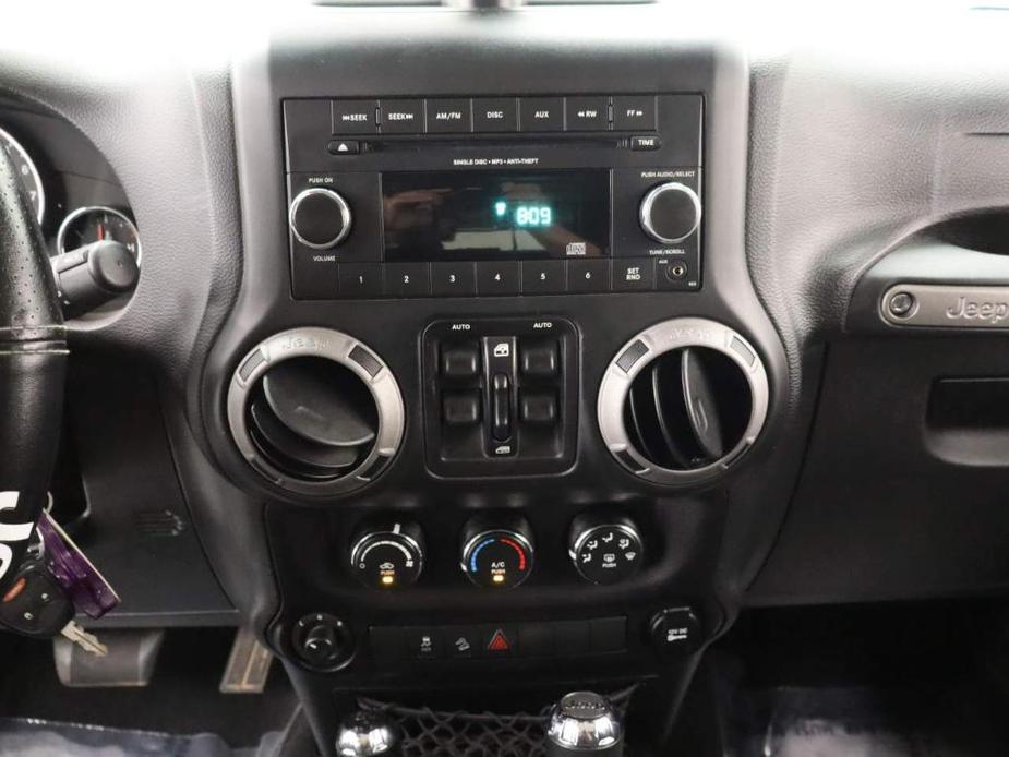 used 2015 Jeep Wrangler Unlimited car, priced at $18,943