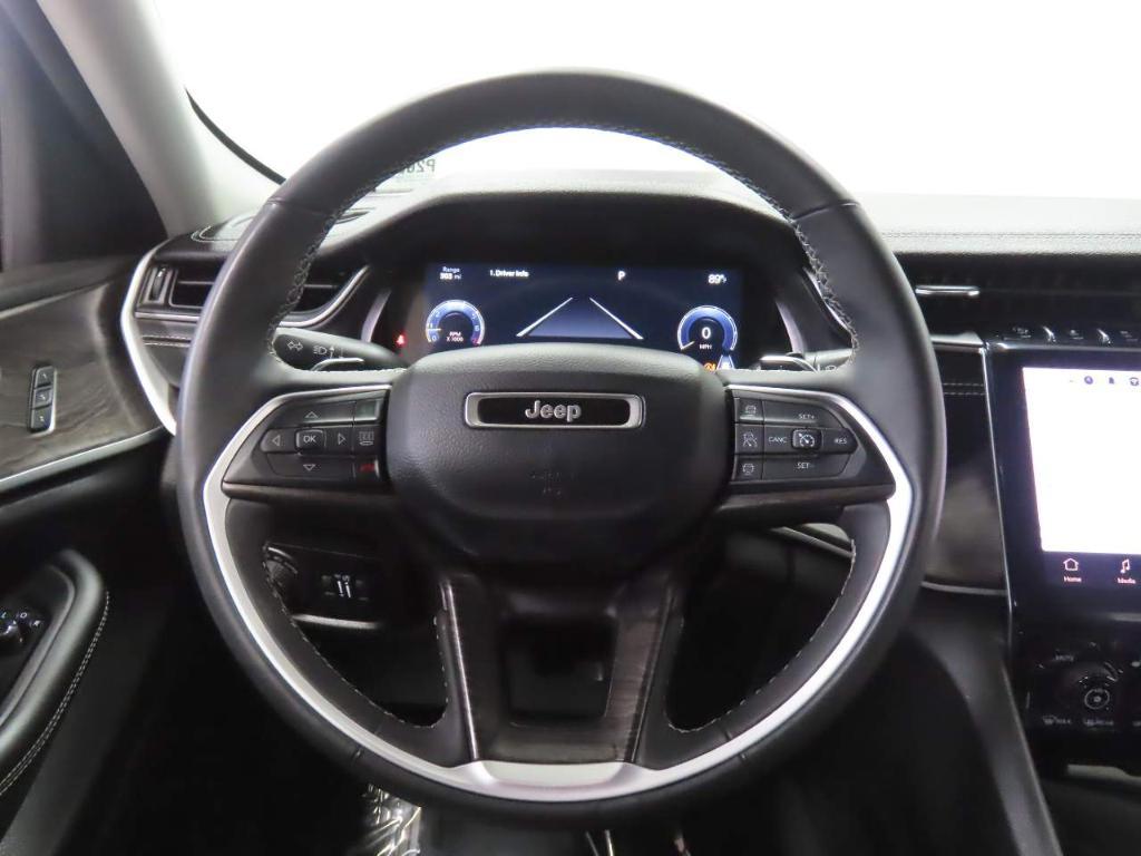 used 2023 Jeep Grand Cherokee car, priced at $29,745