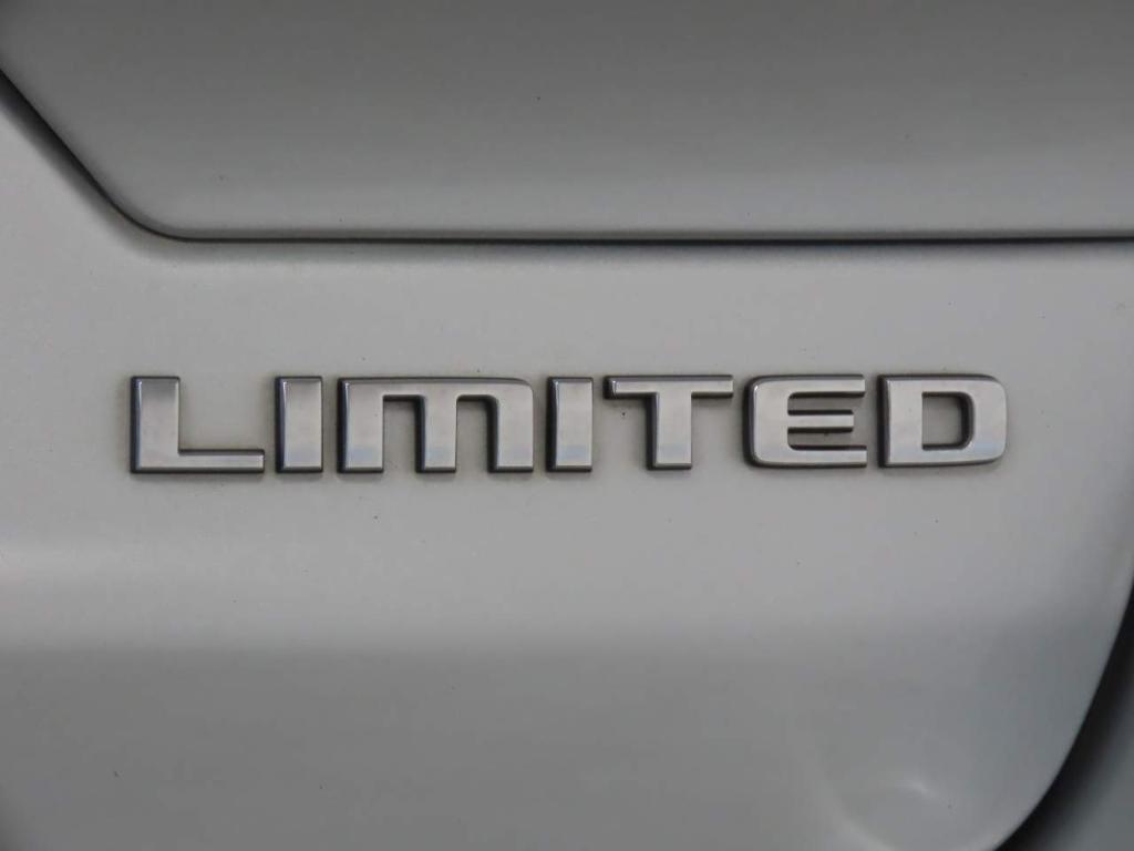 used 2023 Jeep Grand Cherokee car, priced at $29,745