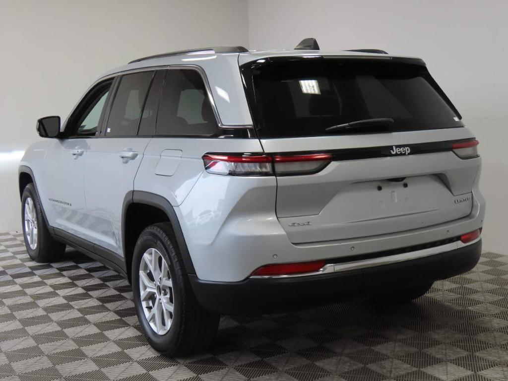 used 2023 Jeep Grand Cherokee car, priced at $29,745