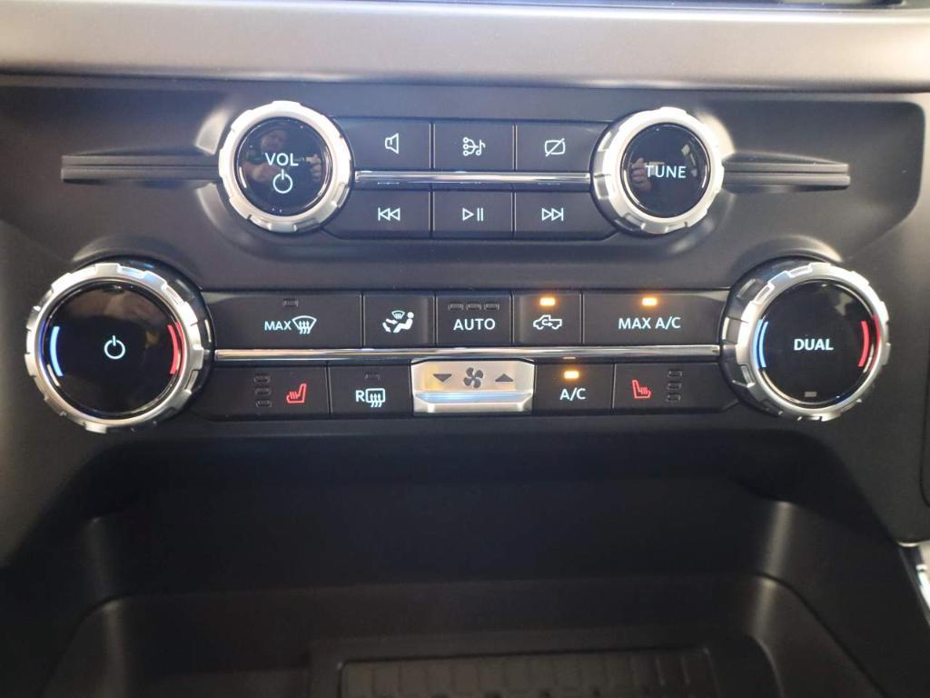 new 2024 Ford F-150 car, priced at $60,263