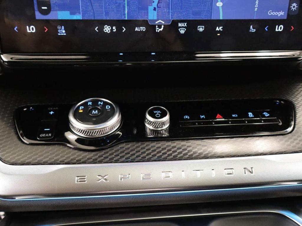new 2025 Ford Expedition Max car, priced at $88,465