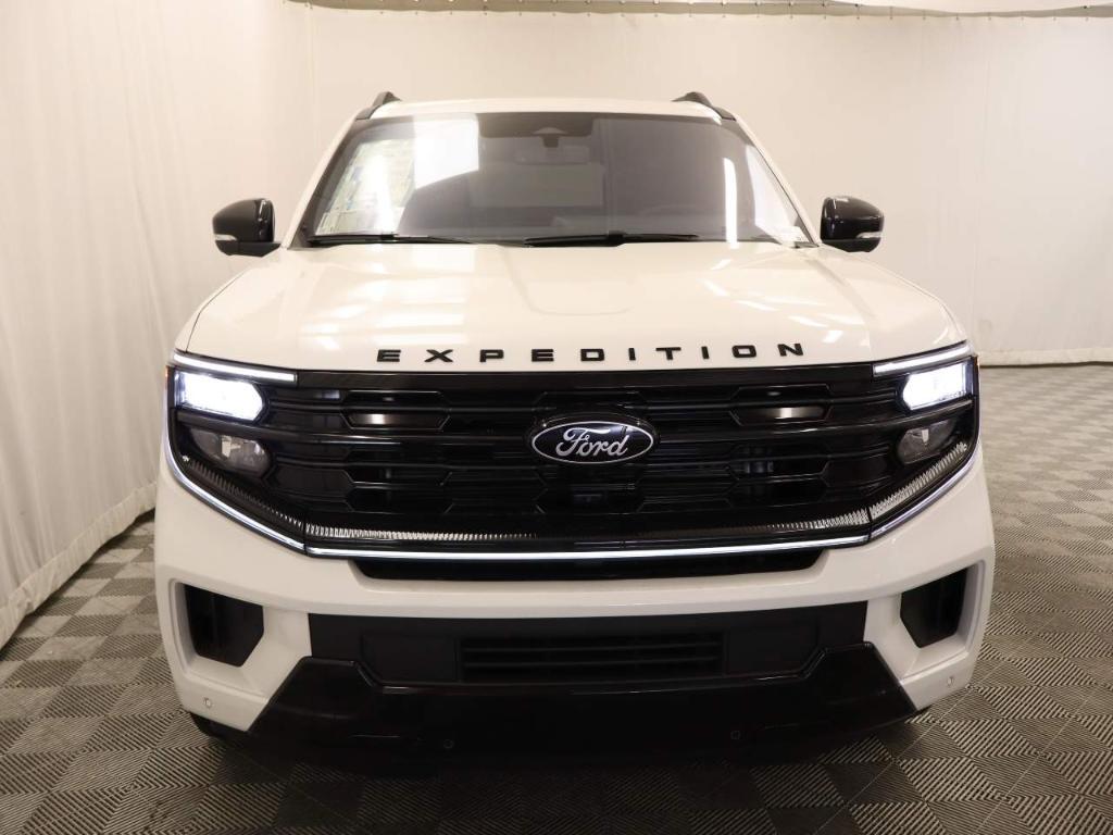 new 2025 Ford Expedition Max car, priced at $88,465