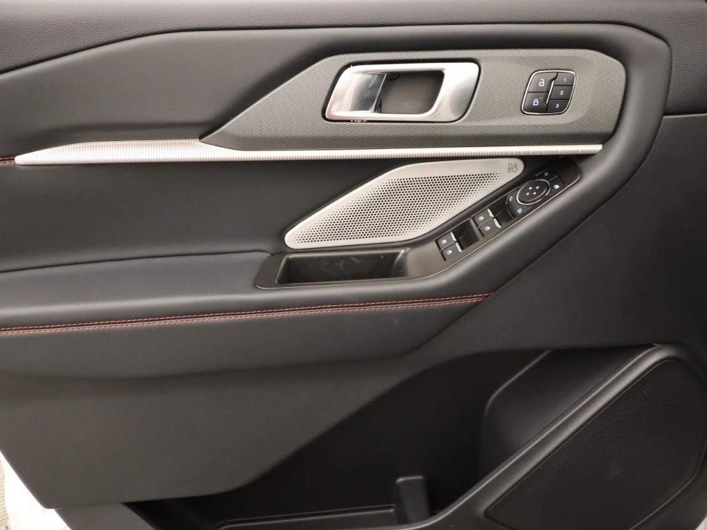 new 2025 Ford Explorer car, priced at $57,228