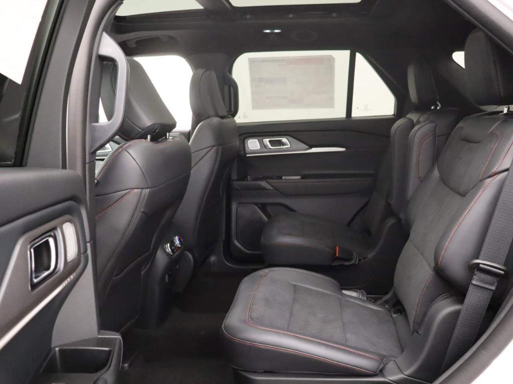 new 2025 Ford Explorer car, priced at $59,855