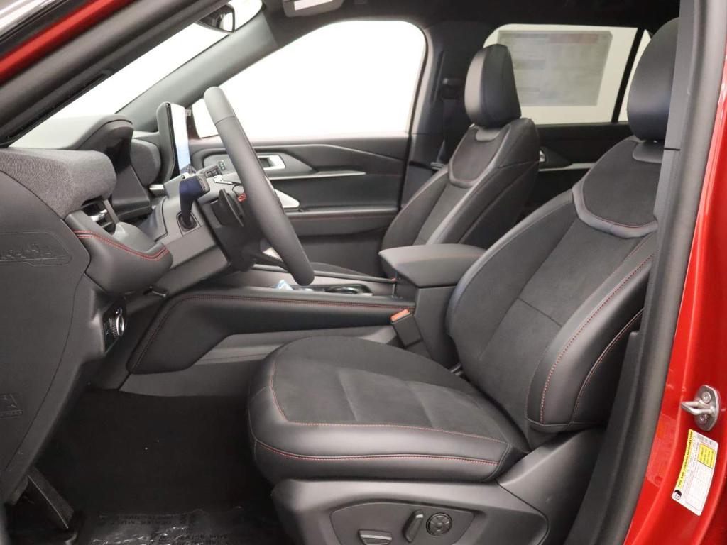 new 2025 Ford Explorer car, priced at $59,555