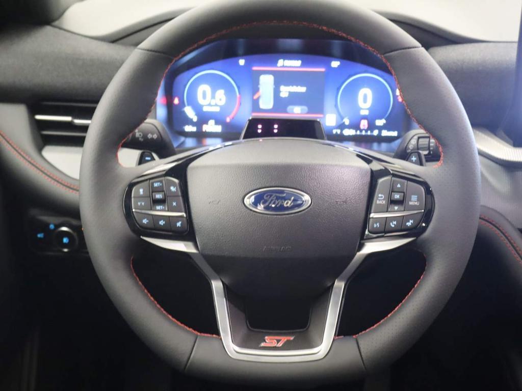 new 2025 Ford Explorer car, priced at $59,555