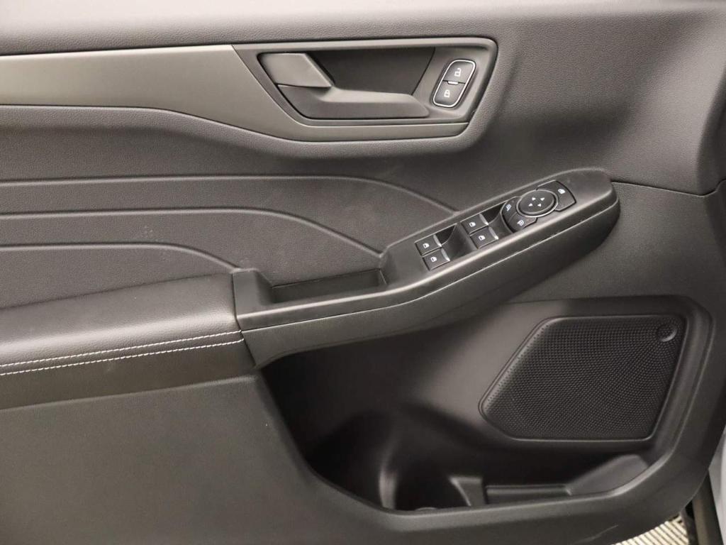 new 2025 Ford Escape car, priced at $29,904