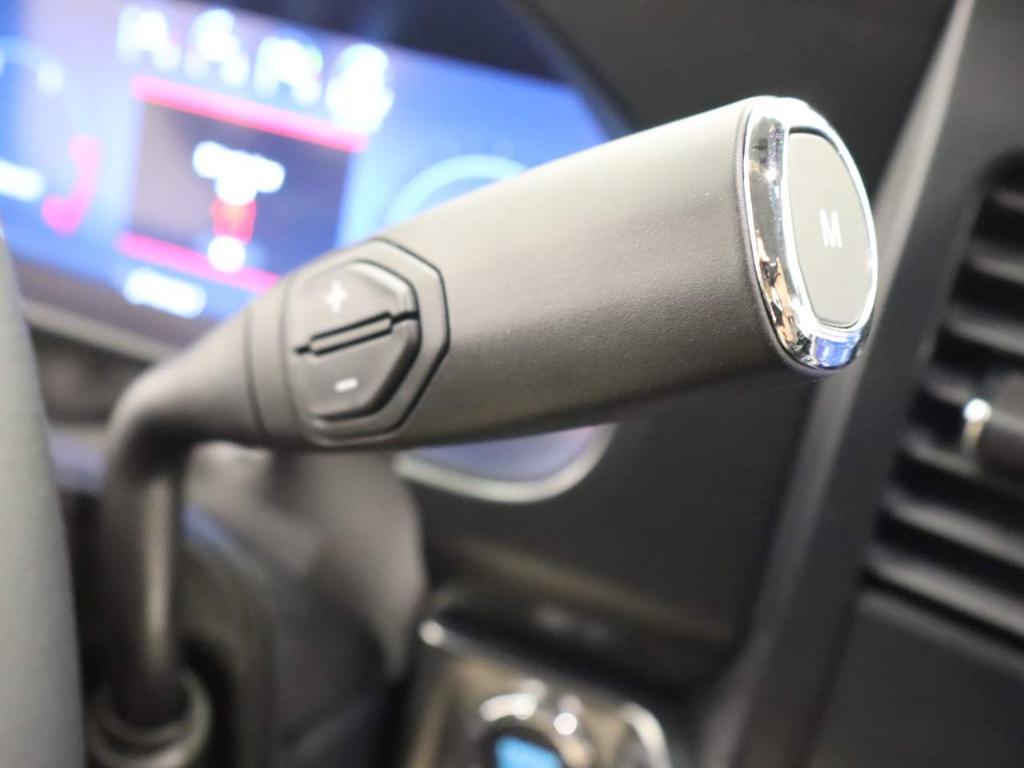 new 2025 Ford F-250 car, priced at $81,810