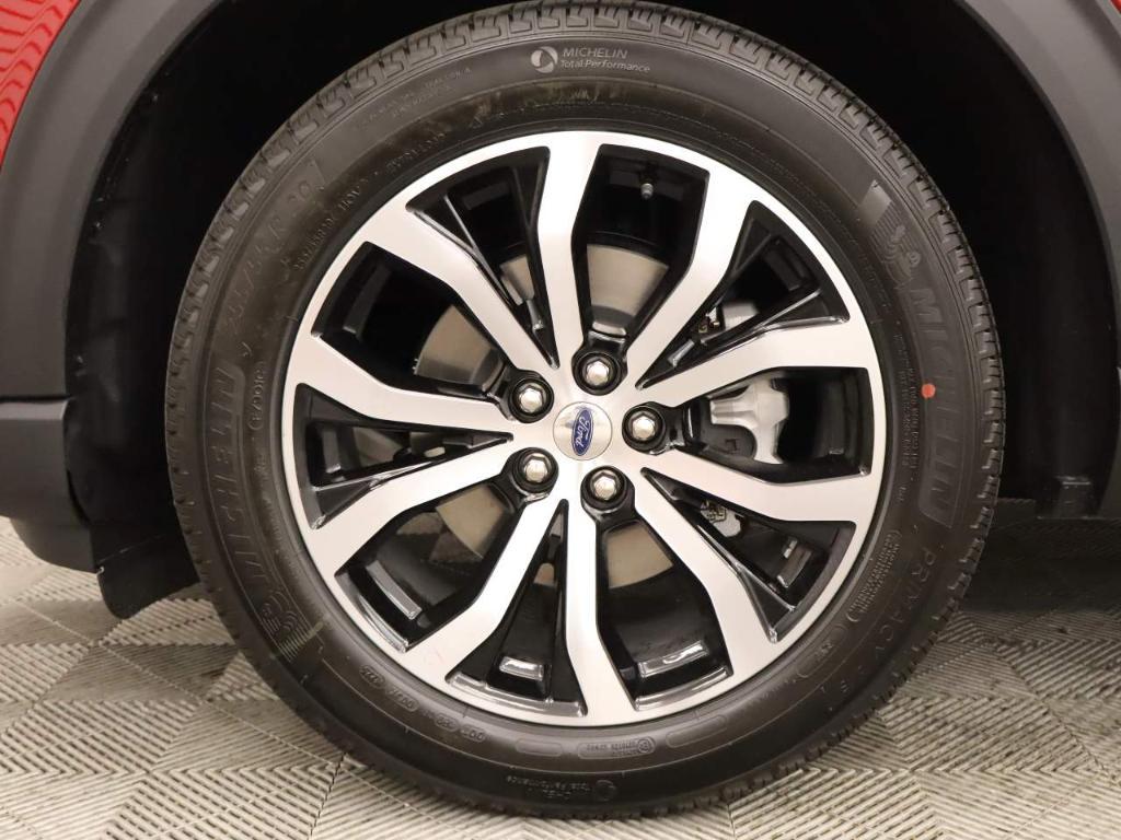 new 2025 Ford Explorer car, priced at $43,685