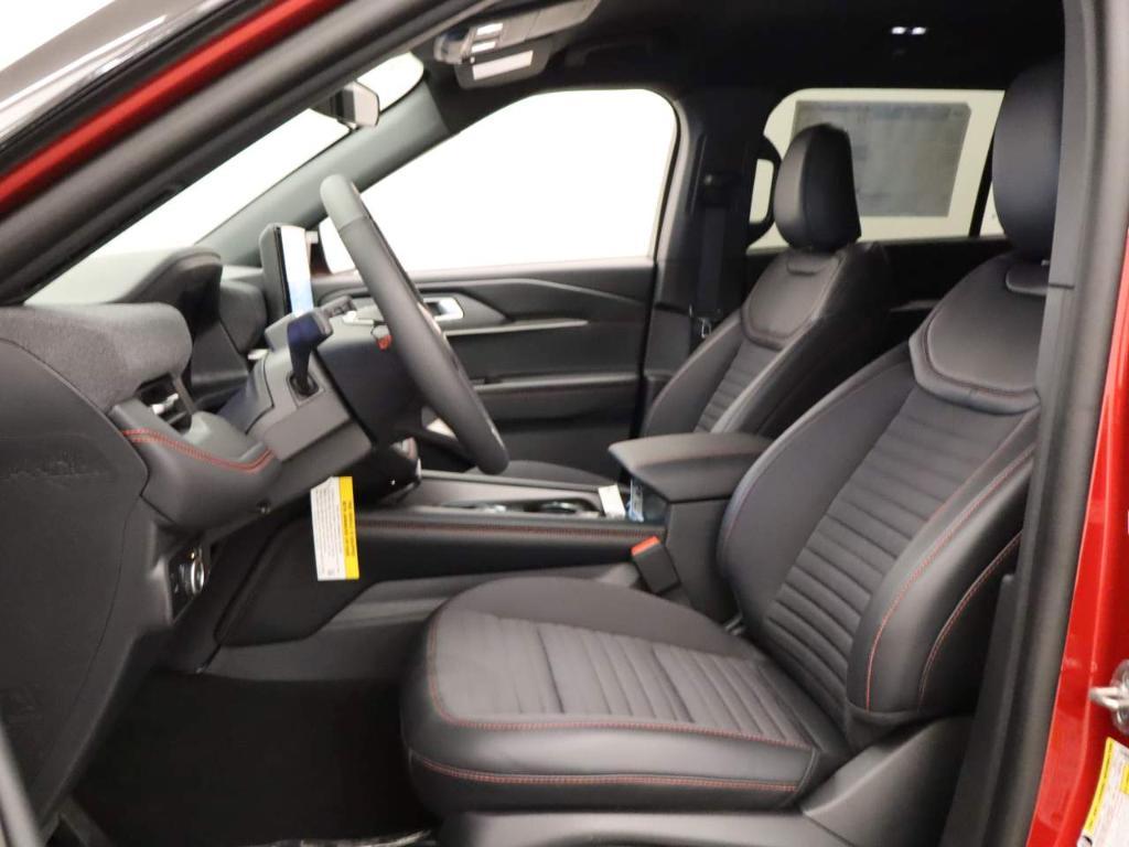 new 2025 Ford Explorer car, priced at $43,685