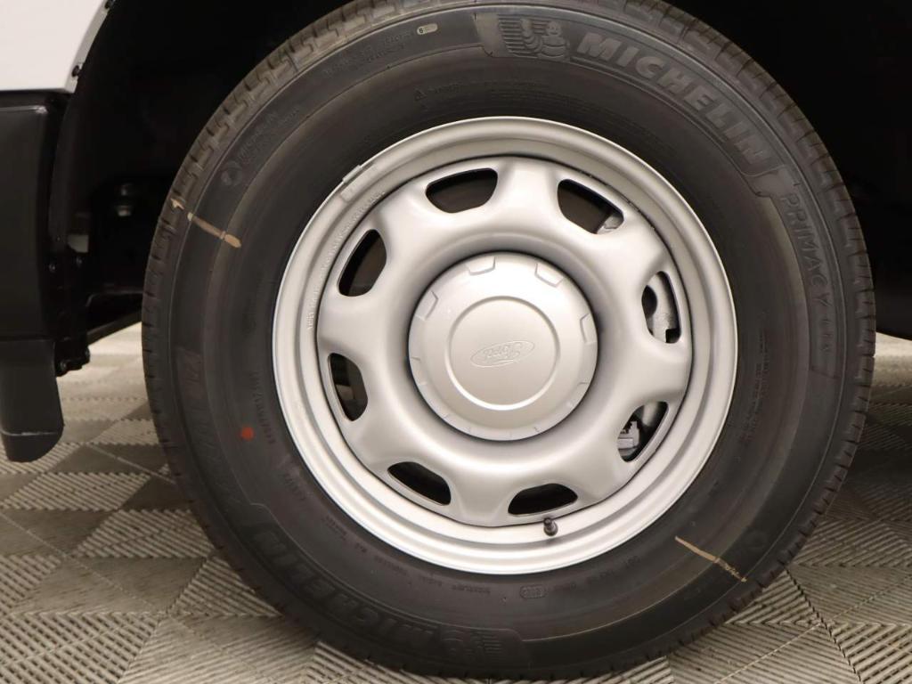 new 2025 Ford F-150 car, priced at $40,045