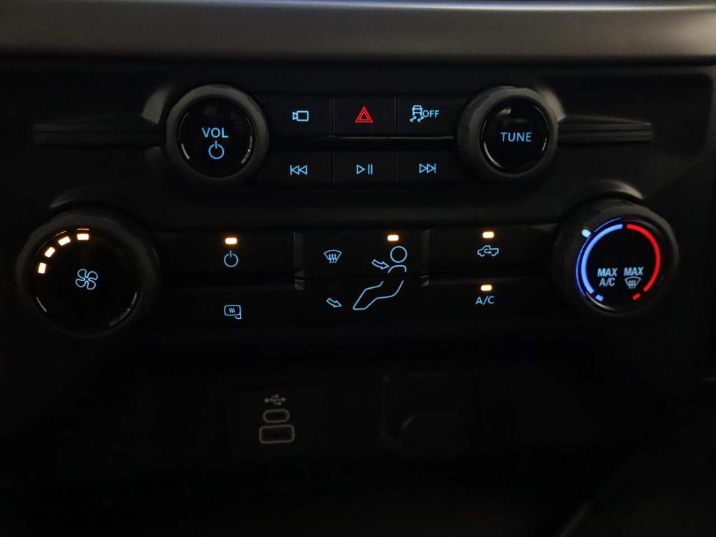 new 2025 Ford F-150 car, priced at $40,045