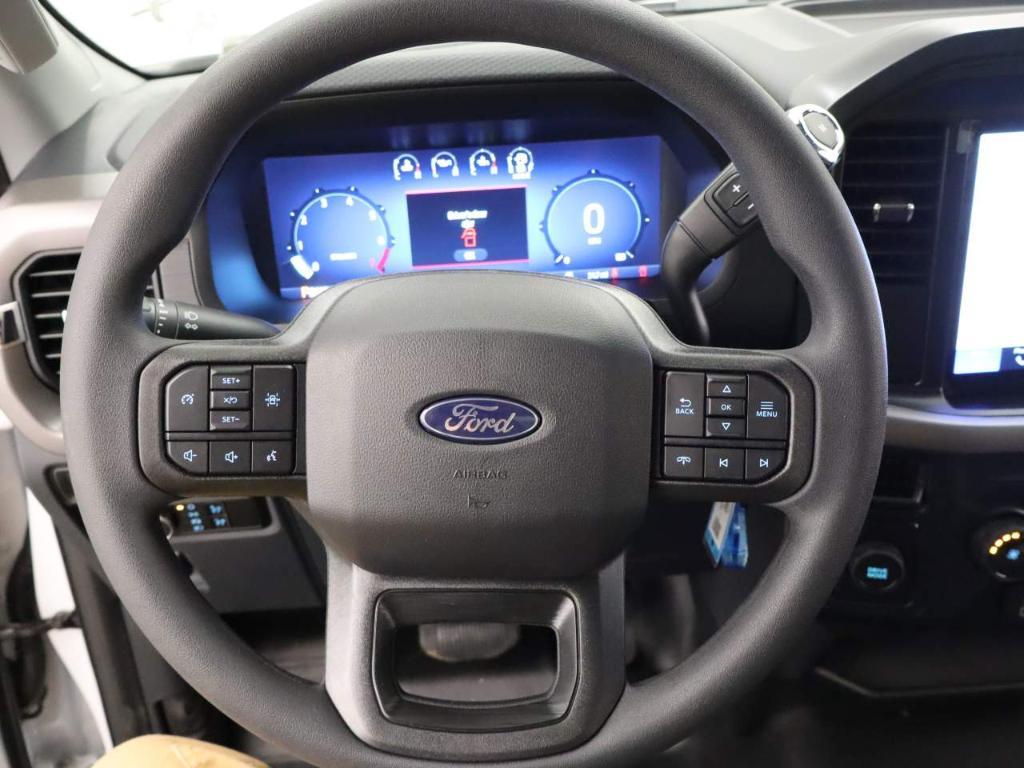 new 2025 Ford F-150 car, priced at $40,045