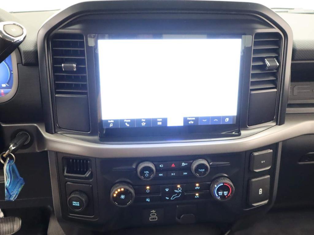 new 2025 Ford F-150 car, priced at $40,045