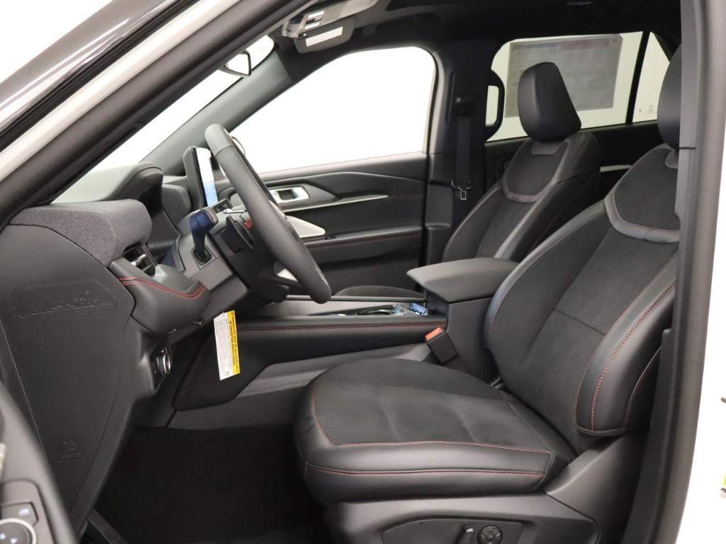 new 2025 Ford Explorer car, priced at $58,157