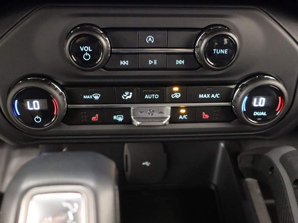 used 2024 Ford Bronco car, priced at $43,933