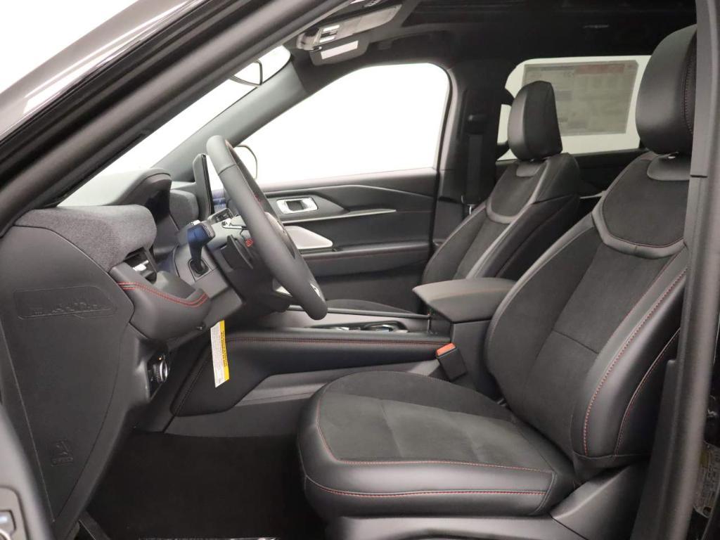 new 2025 Ford Explorer car, priced at $59,060