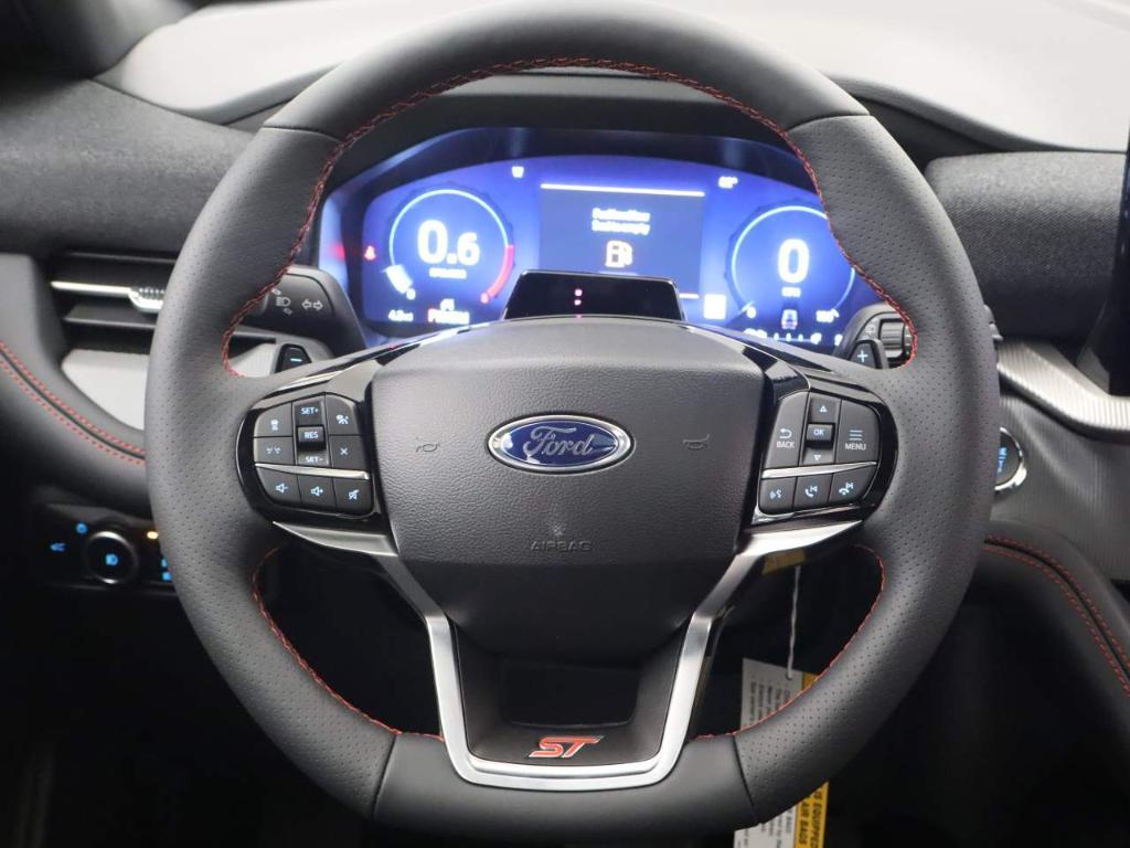 new 2025 Ford Explorer car, priced at $59,060