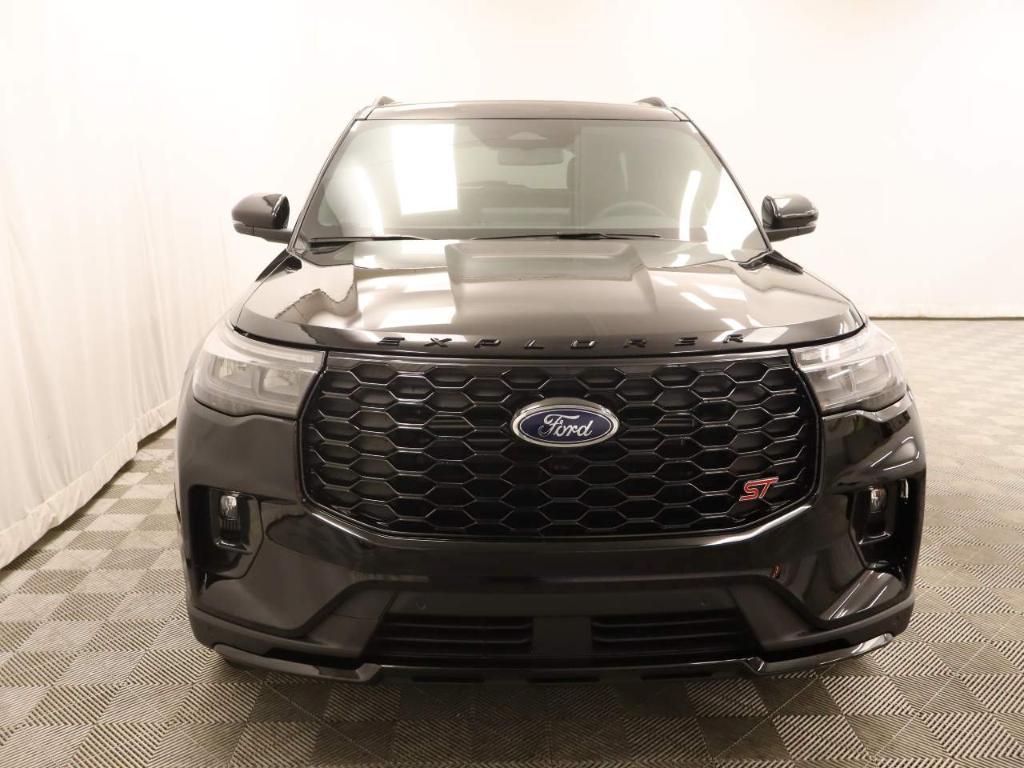 new 2025 Ford Explorer car, priced at $59,060
