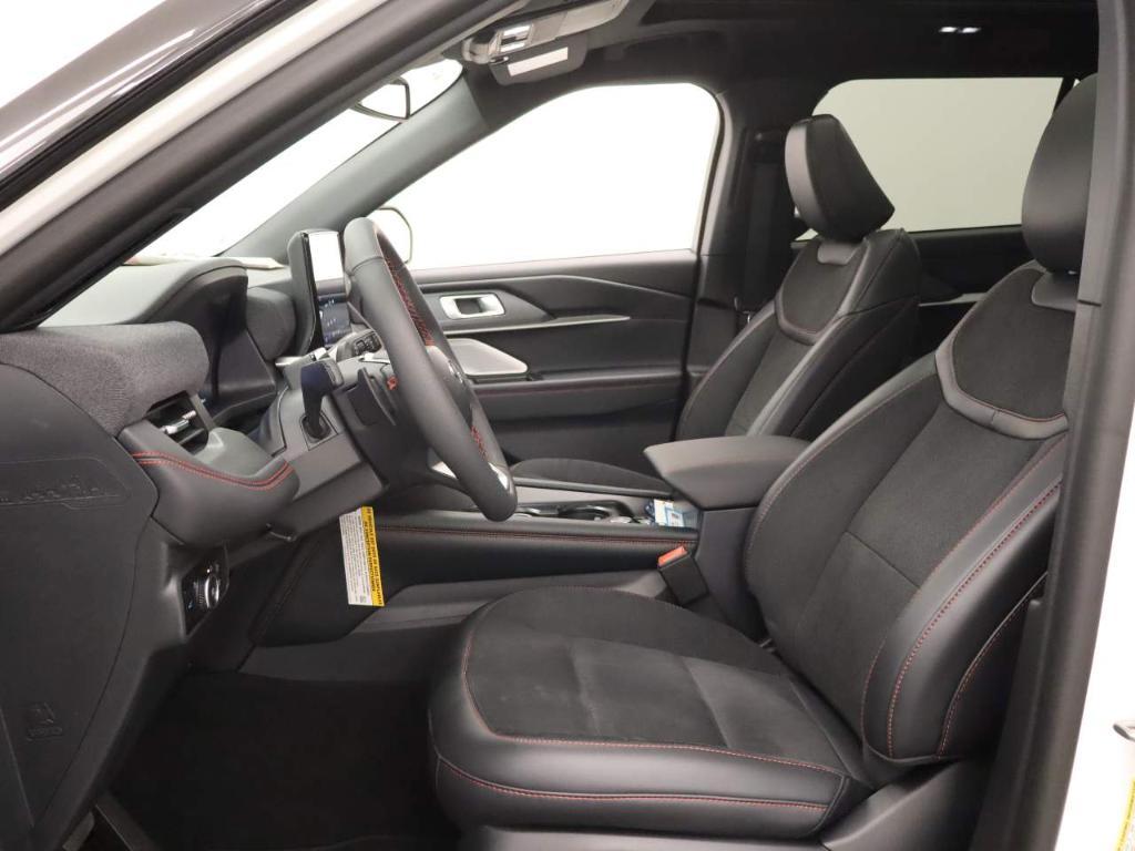 new 2025 Ford Explorer car, priced at $59,025