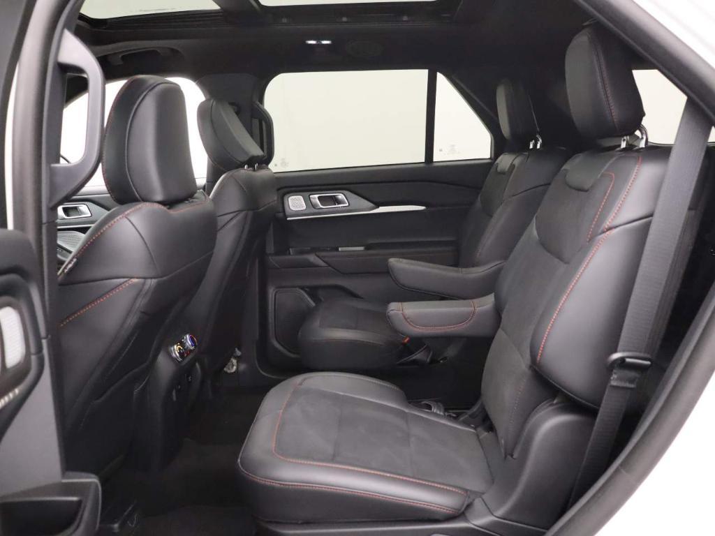 new 2025 Ford Explorer car, priced at $59,025