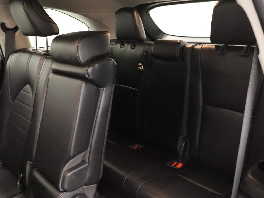 used 2022 Toyota Highlander car, priced at $35,435