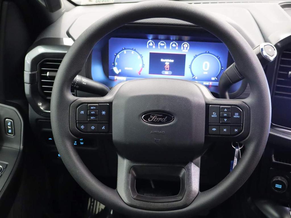 new 2025 Ford F-150 car, priced at $46,279