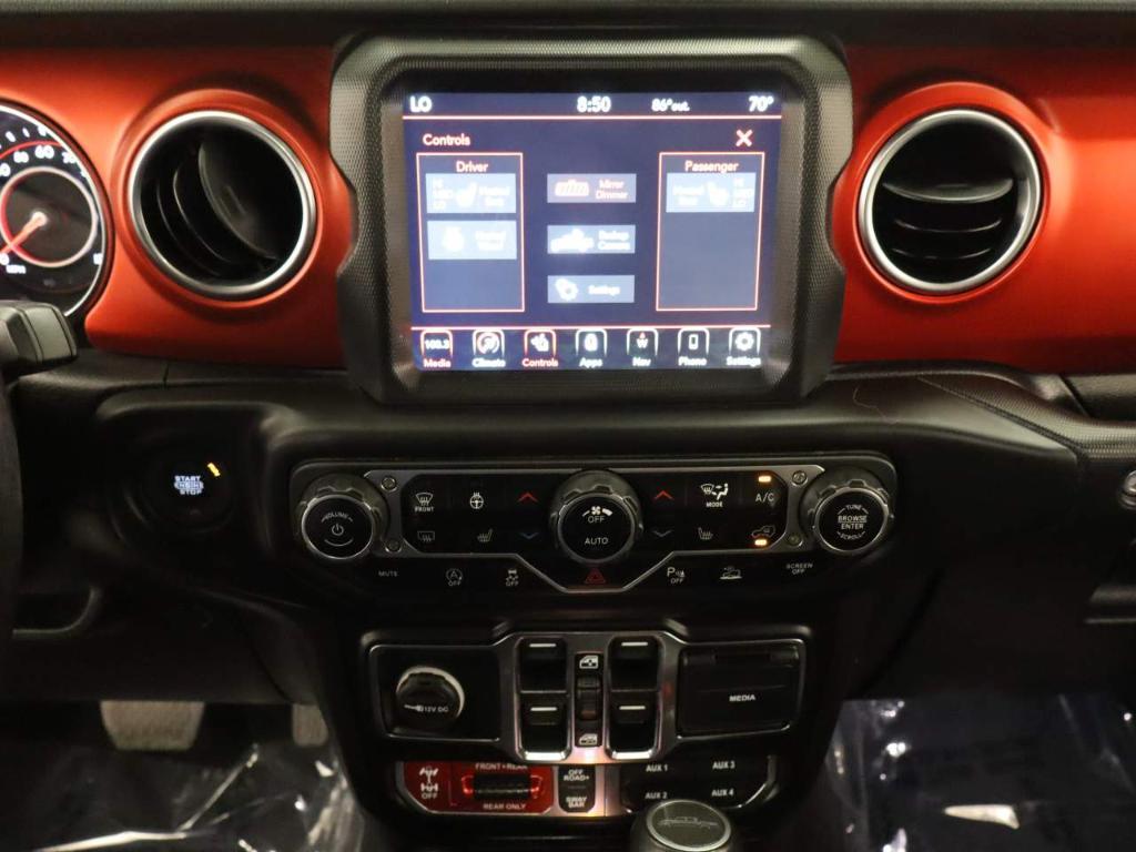 used 2021 Jeep Gladiator car, priced at $38,158