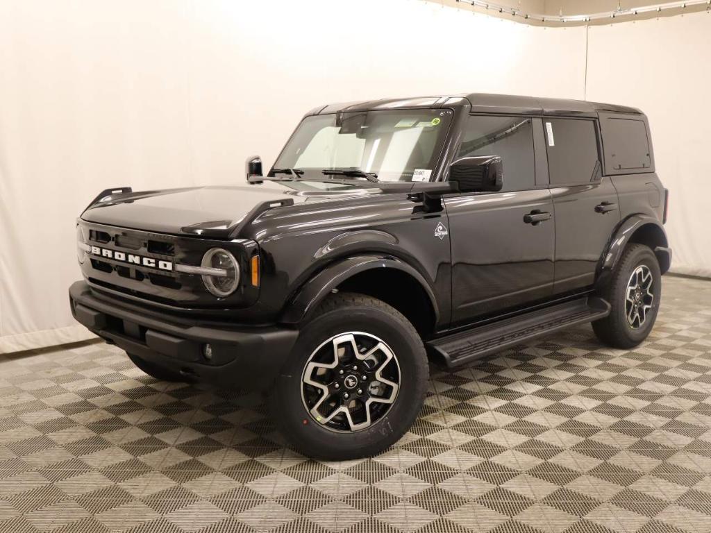 new 2025 Ford Bronco car, priced at $49,340