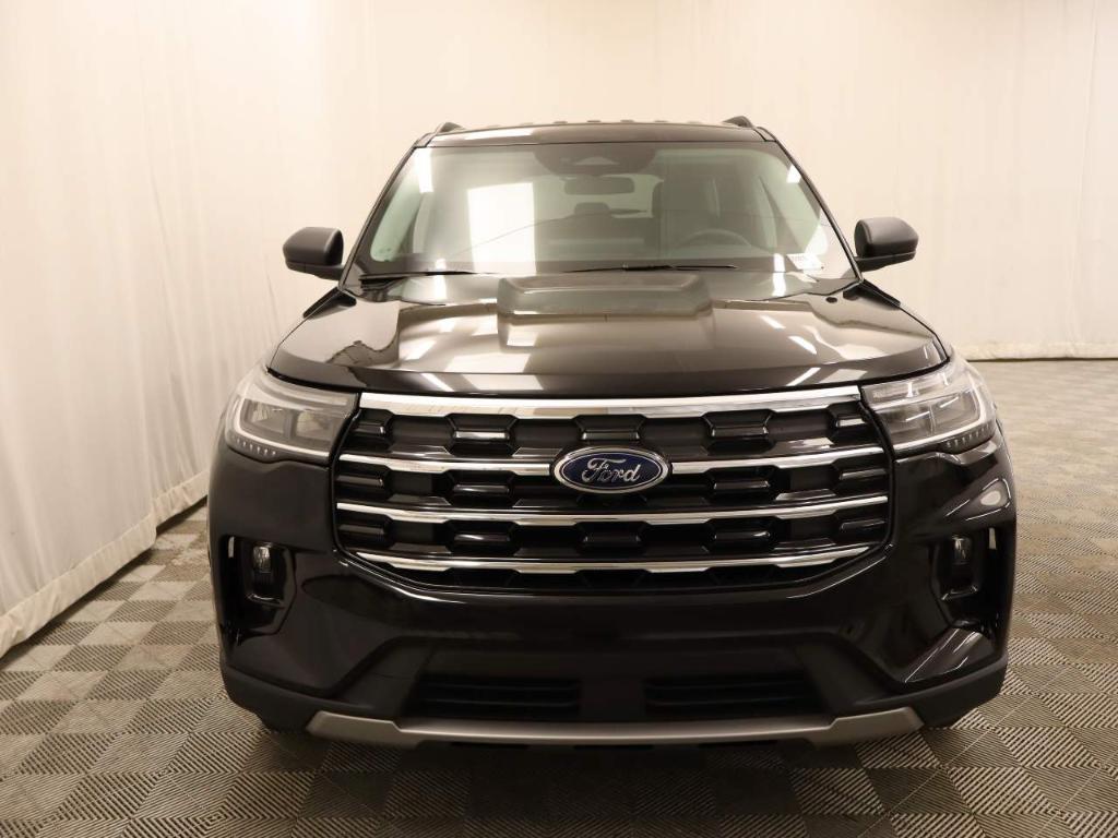 new 2025 Ford Explorer car, priced at $43,280