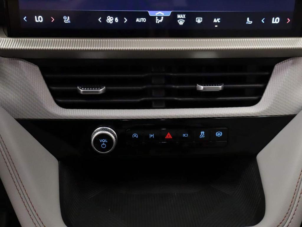 new 2025 Ford Explorer car, priced at $43,280