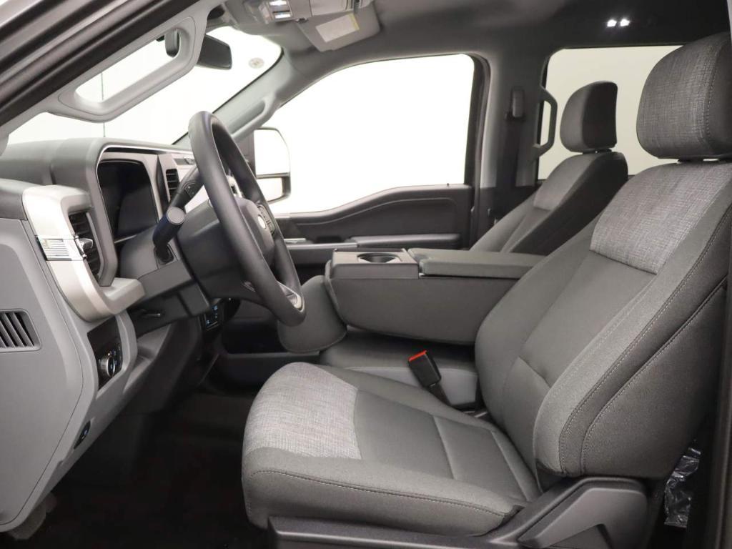 new 2025 Ford F-250 car, priced at $75,195